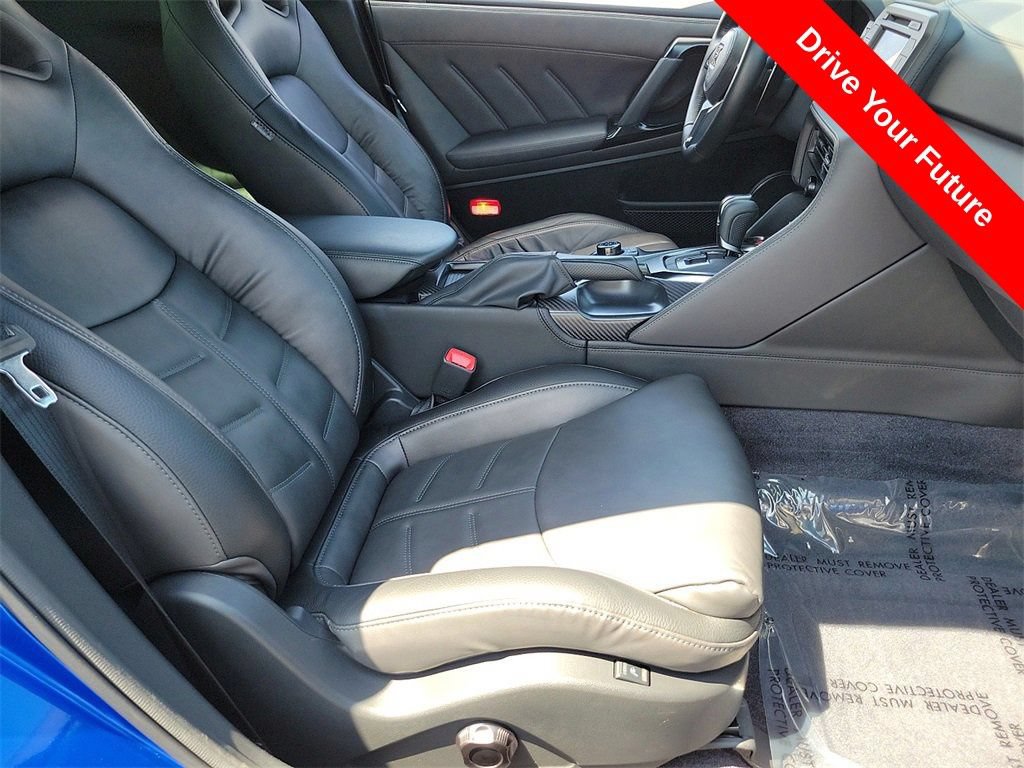 Used 2024 Nissan GT-R Premium w/ Premium Interior Package AWD/4WD image 22