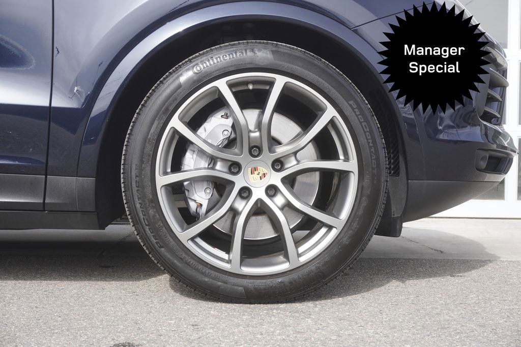 Used 2022 Porsche Cayenne Coupe image 35