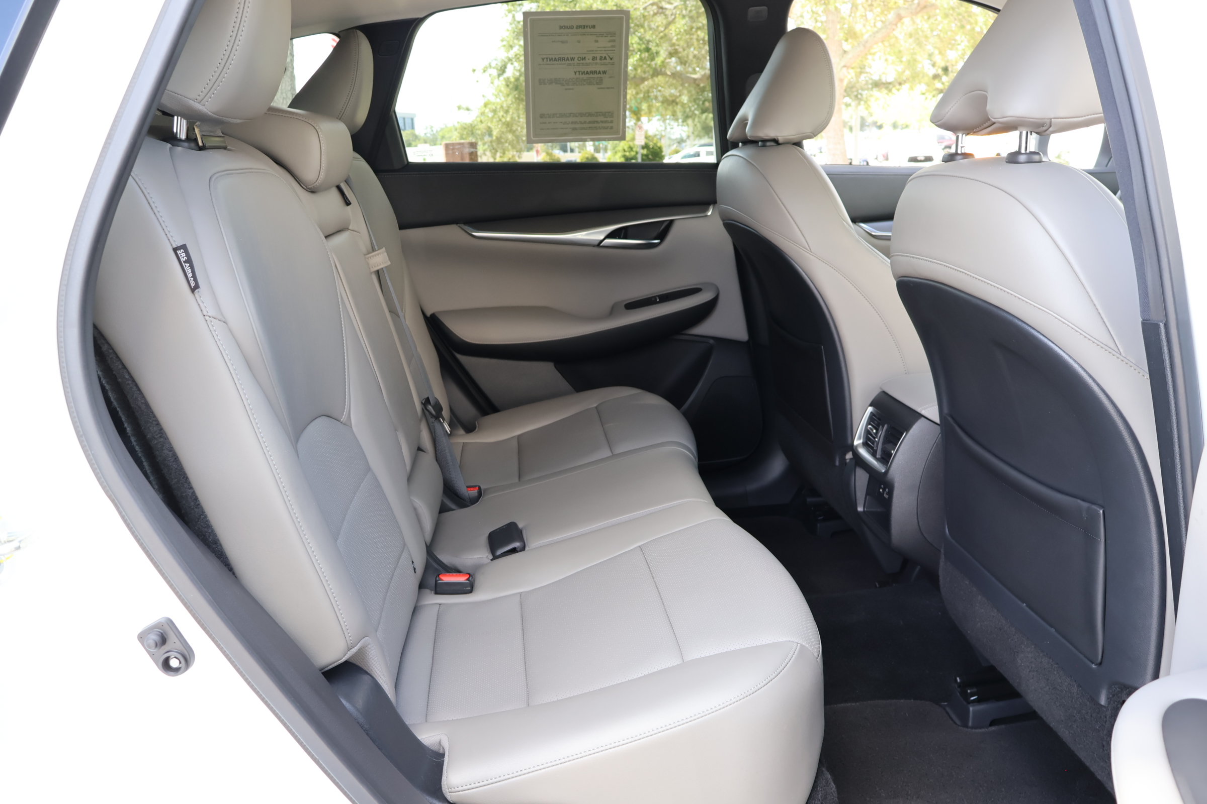 Certified 2023 INFINITI QX50 Luxe FWD image 22