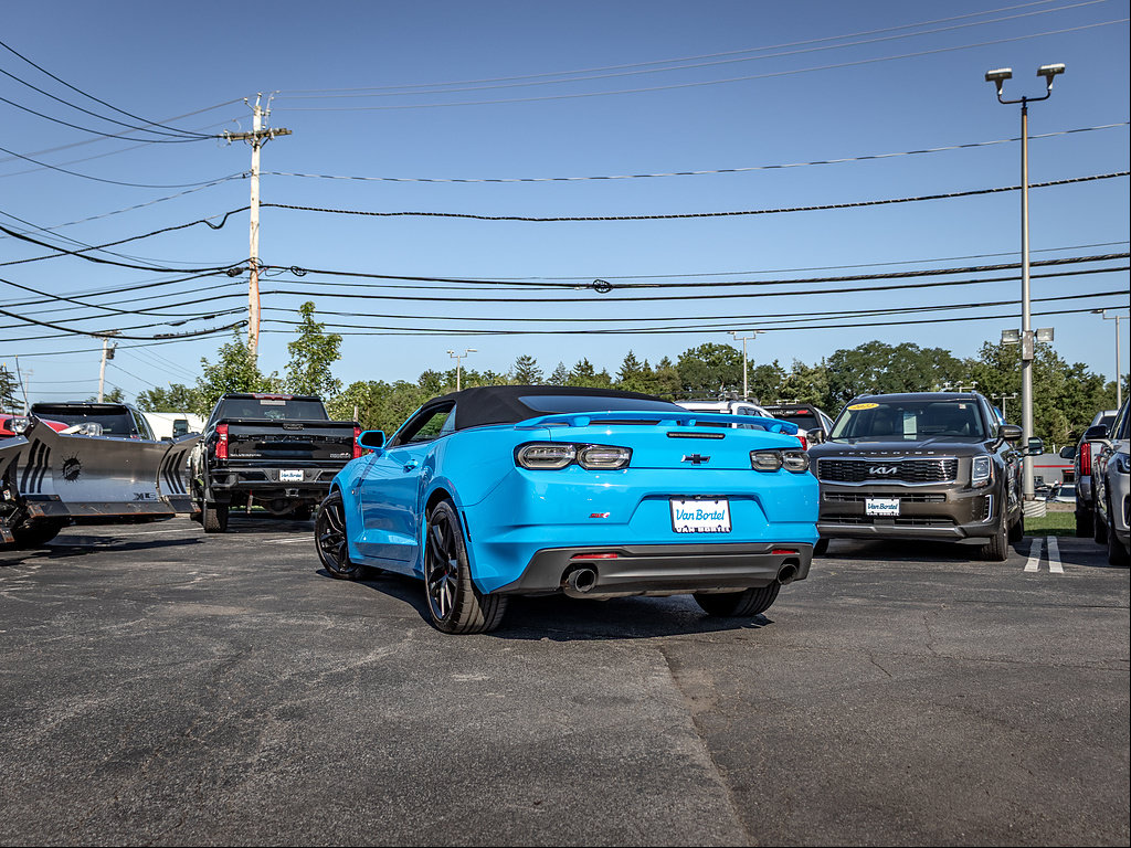 Used 2023 Chevrolet Camaro SS RWD image 5