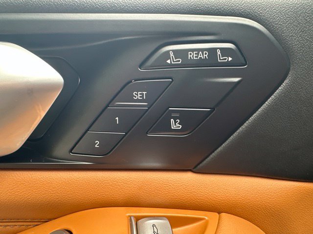 Used 2025 BMW X7 xDrive40i AWD/4WD image 28