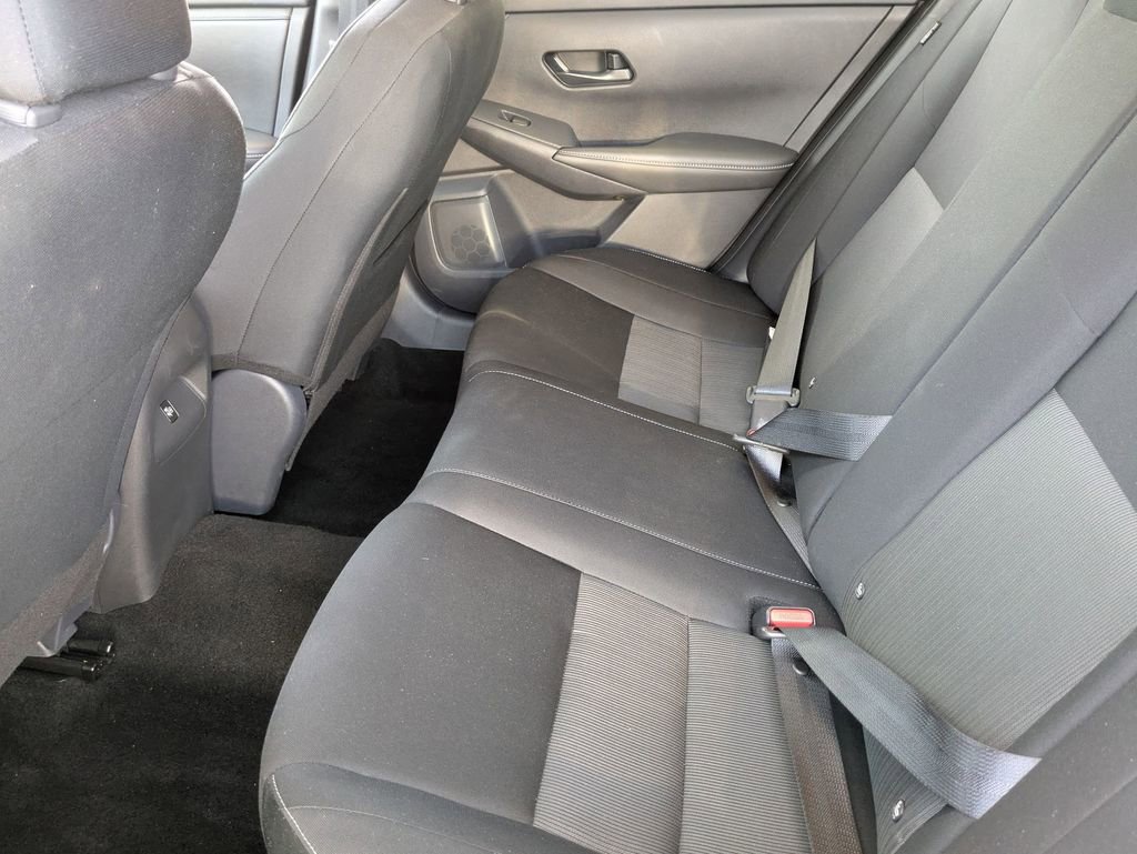 Used 2025 Nissan Sentra SV FWD image 27