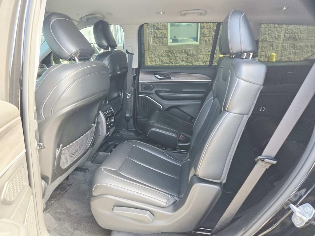 Used 2021 Jeep Grand Cherokee L Limited w/ Trailer Tow Group (B) image 13