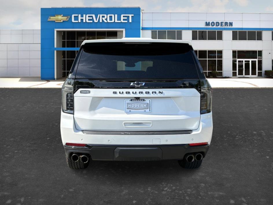 Used 2025 Chevrolet Suburban Z71 w/ Comfort Package image 4