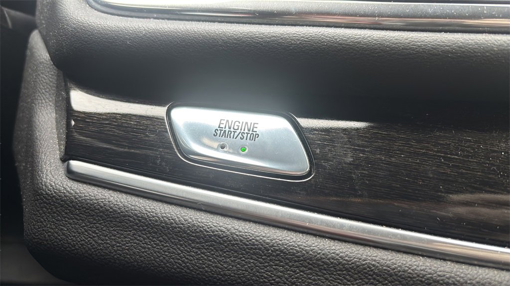 Used 2020 Buick Enclave Avenir w/ Avenir Technology Package image 24