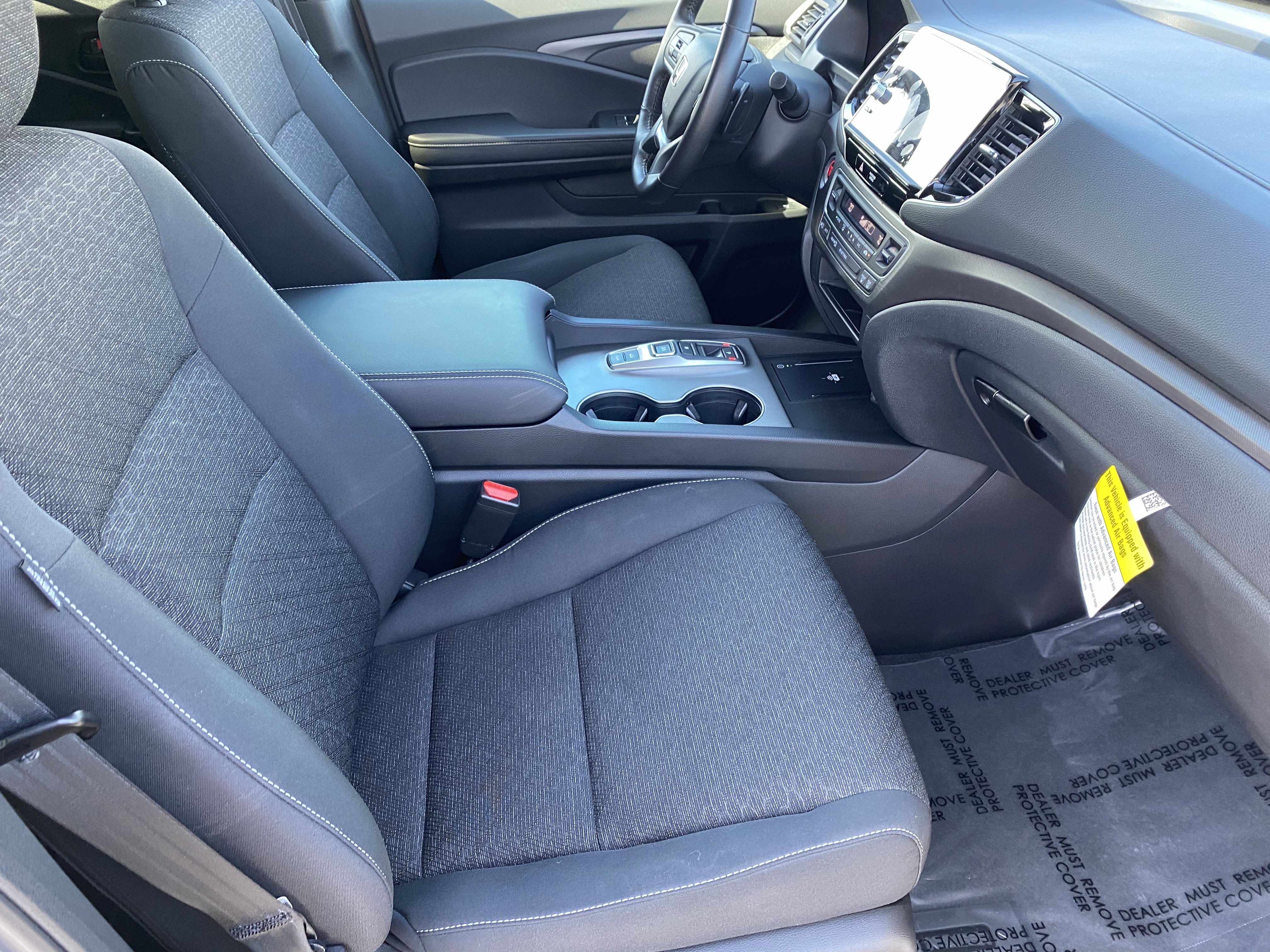 Used 2025 Honda Ridgeline Sport image 9