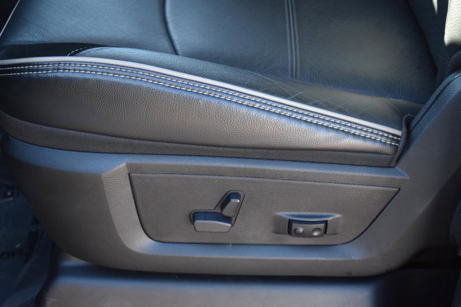 Used 2024 RAM 2500 Laramie w/ Safety Group image 20