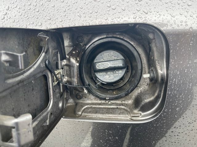 Used 2017 Toyota Camry SE FWD image 18