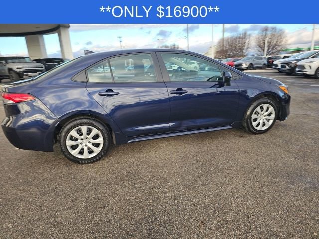 Used 2024 Toyota Corolla LE image 21