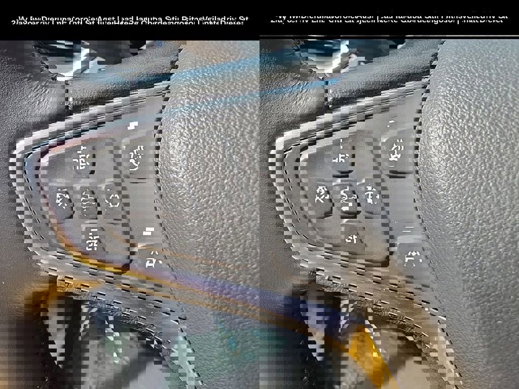 Used 2022 Chevrolet Equinox Premier AWD/4WD image 11