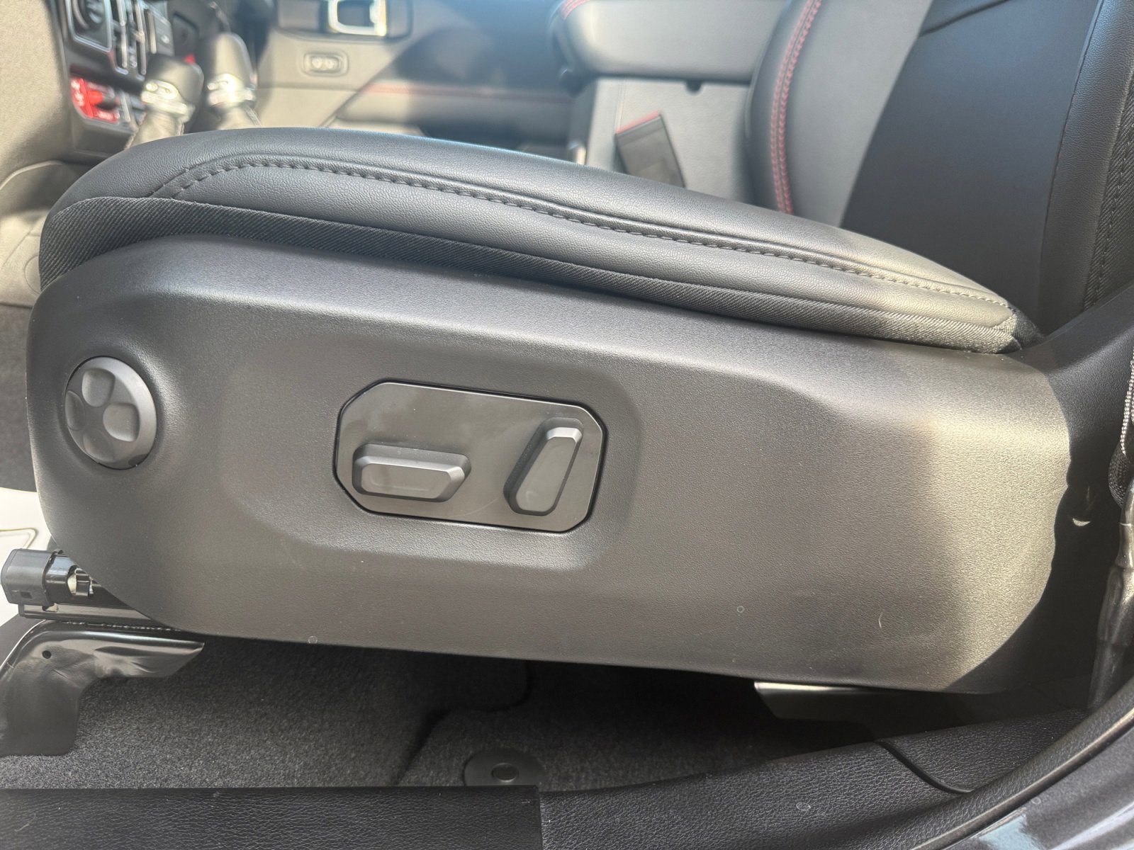 New 2026 Jeep Wrangler Unlimited Rubicon 392 image 16