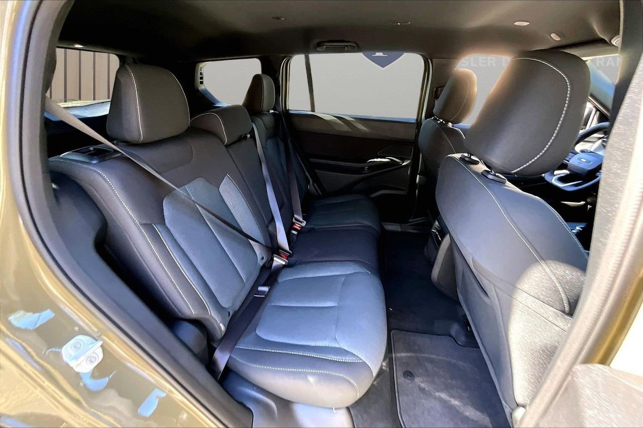 New 2026 Jeep Cherokee Laredo image 20