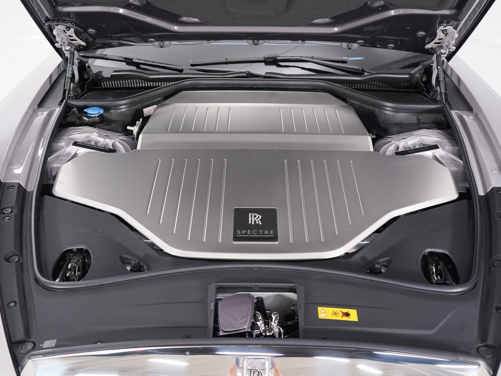 New 2025 Rolls-Royce Spectre w/ Spectre Launch Package image 45