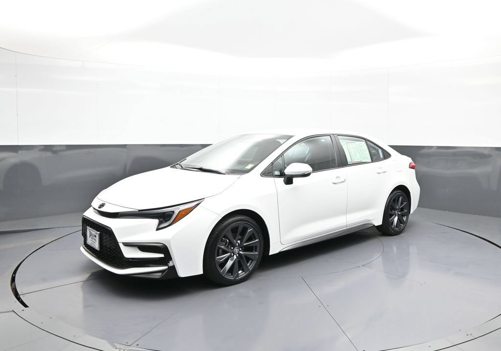 Certified 2023 Toyota Corolla SE w/ Carpet Mat Package (TMS) FWD image 10