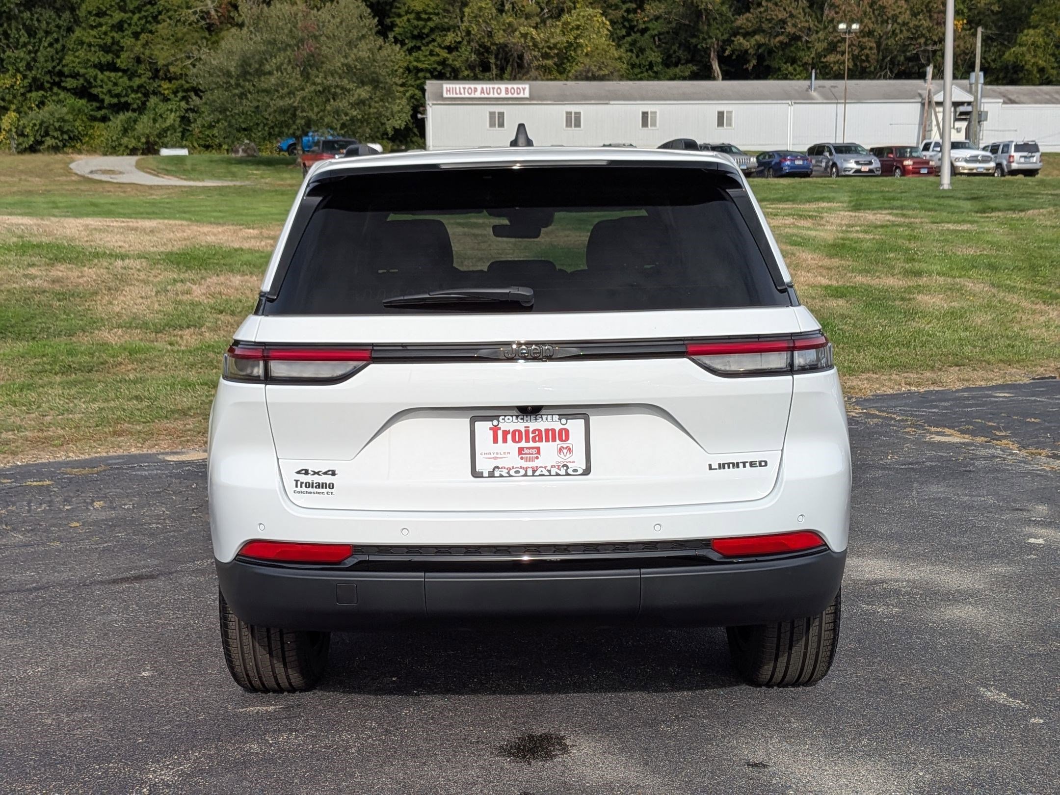 New 2025 Jeep Grand Cherokee Limited w/ Black Appearance Package image 5