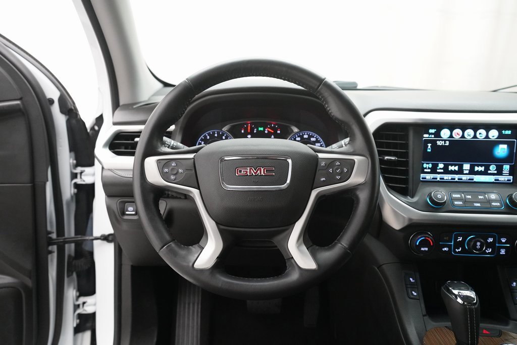 Used 2018 GMC Acadia SLE w/ Driver Alert Package I image 4