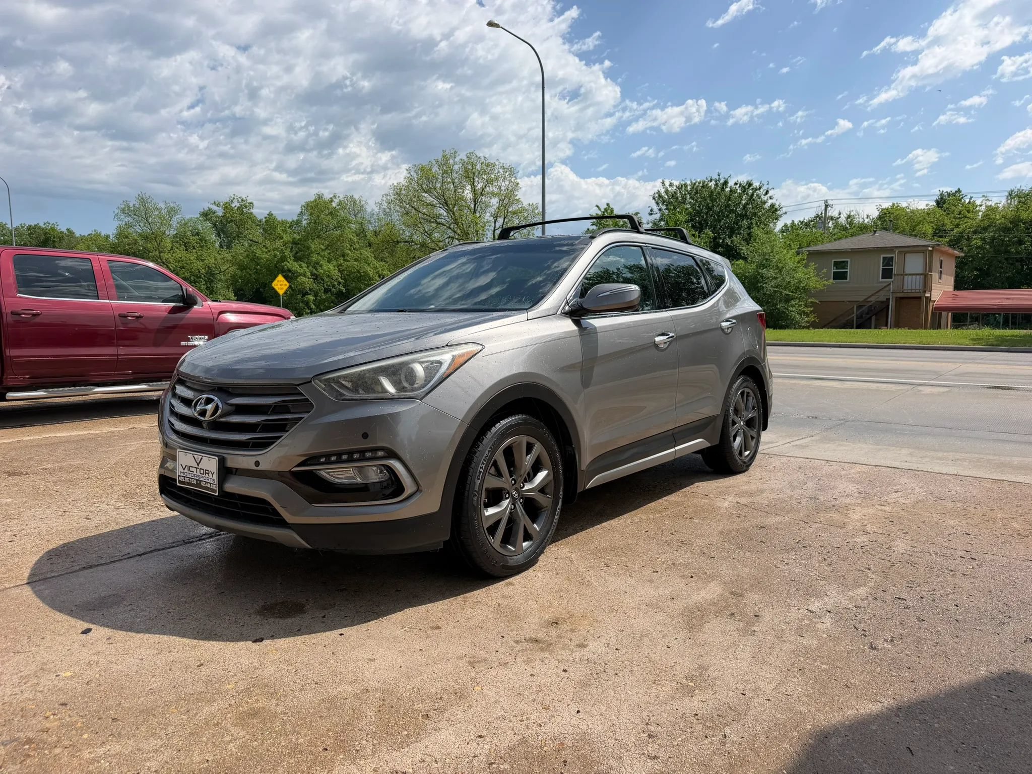 Used 2017 Hyundai Santa Fe Sport FWD image 4