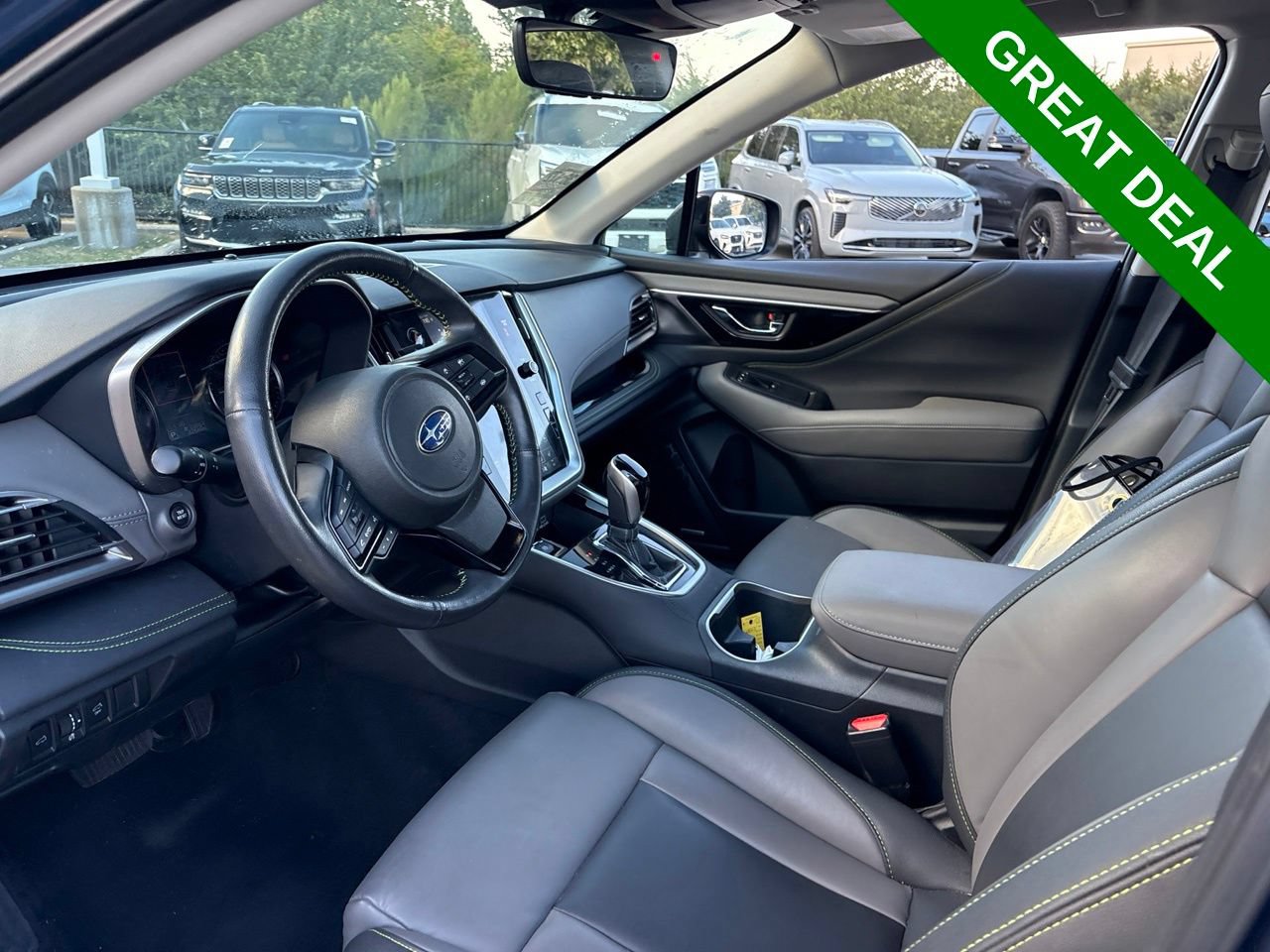 Used 2025 Subaru Outback Onyx Edition AWD/4WD image 19