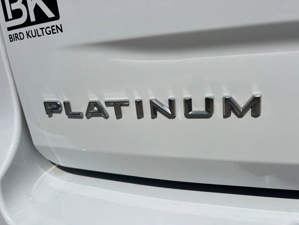 Used 2025 Ford Expedition Platinum AWD/4WD image 16