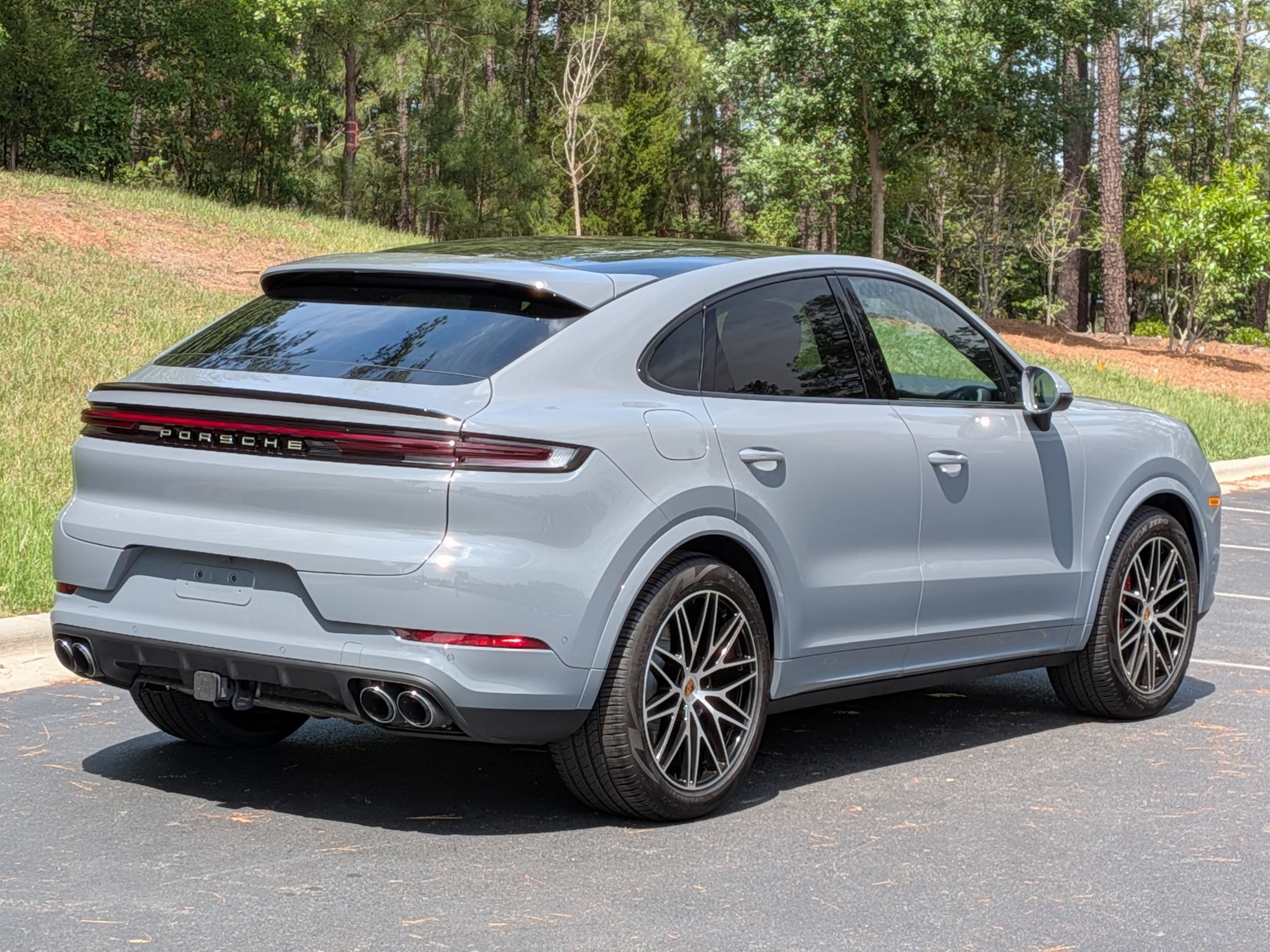 Certified 2026 Porsche Cayenne S AWD/4WD image 32