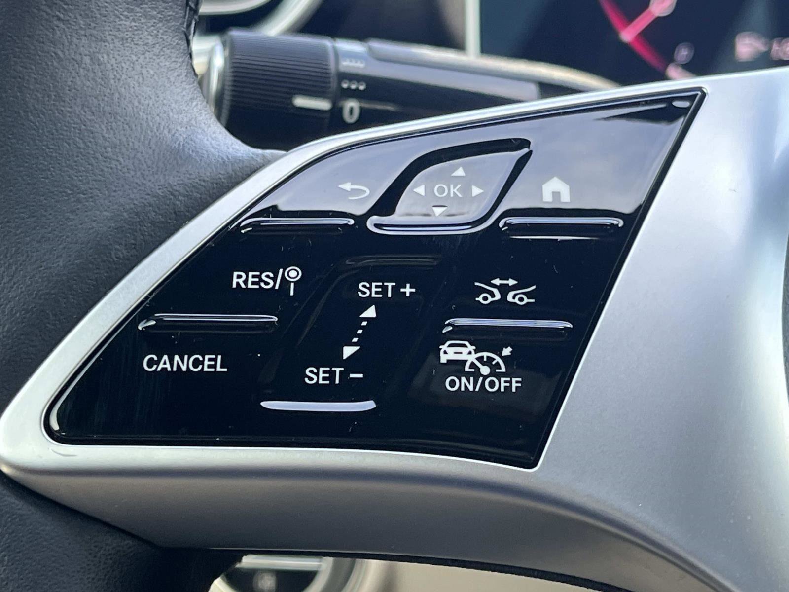 Certified 2025 Mercedes-Benz C 300 Sedan image 27