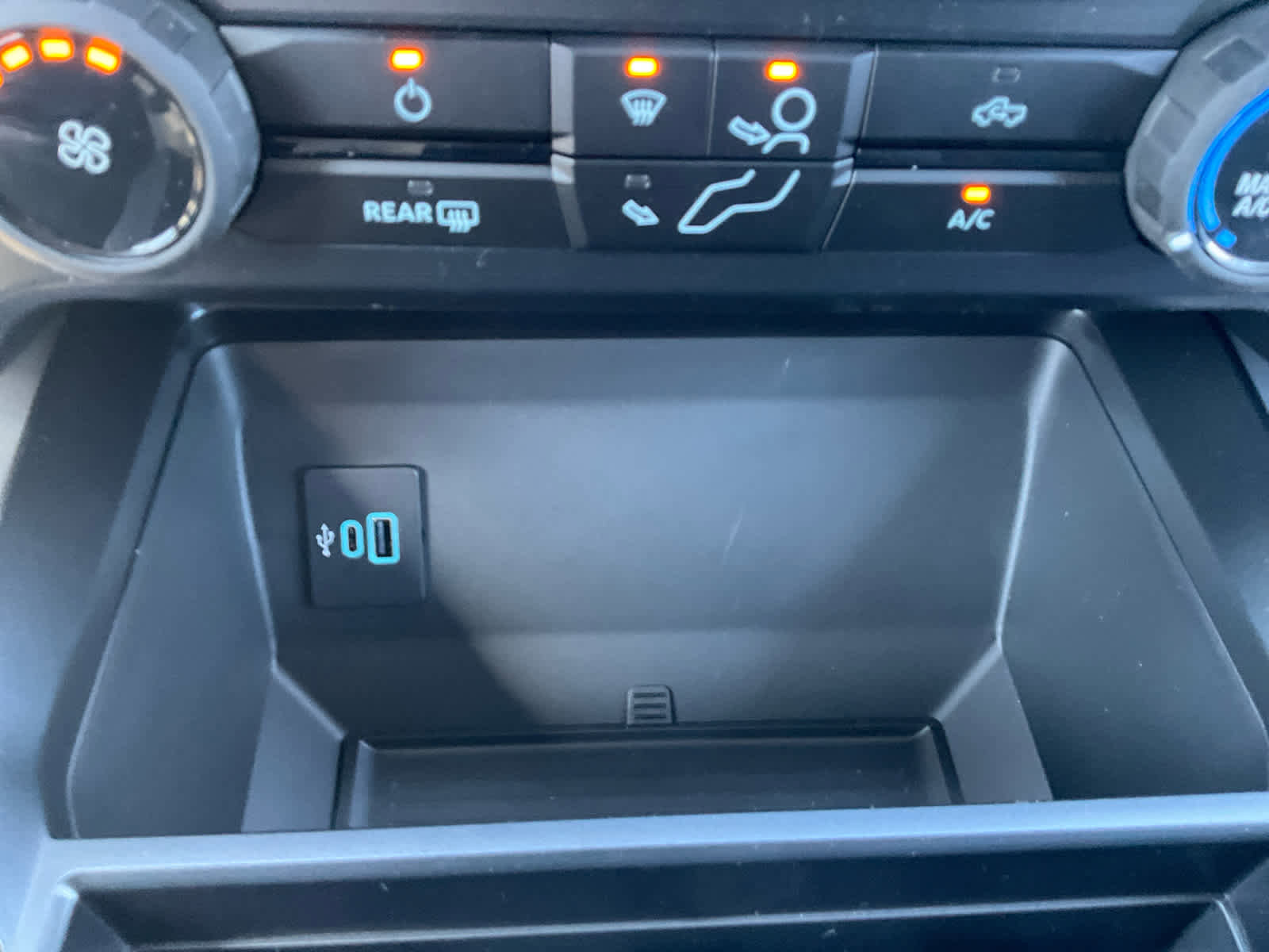 New 2026 Ford F350 XLT image 28