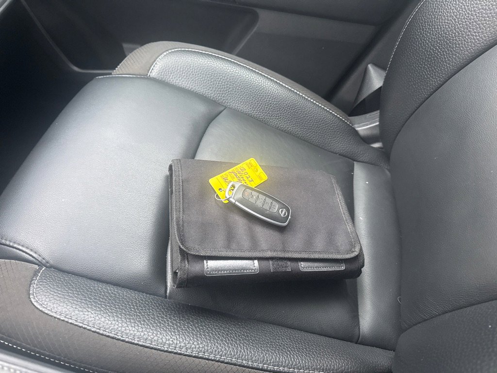 Used 2023 Nissan Pathfinder SL image 32