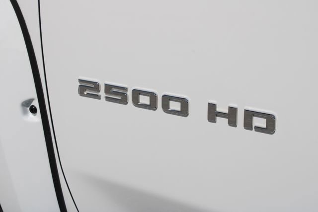 Used 2022 Chevrolet Silverado 2500 LT w/ Convenience Package image 18