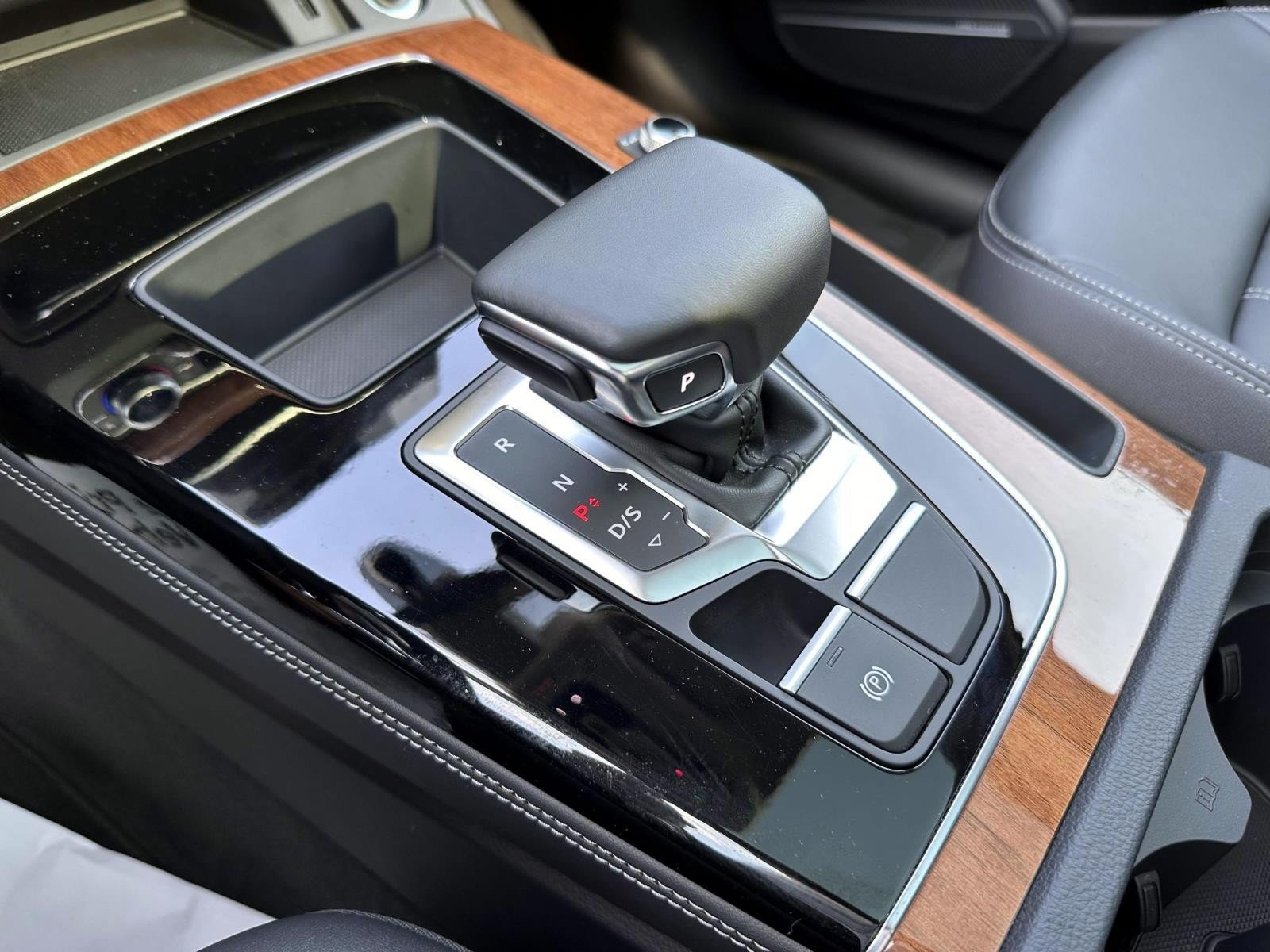 Used 2023 Audi Q5 2.0T Premium Plus w/ Premium Plus Package AWD/4WD image 27