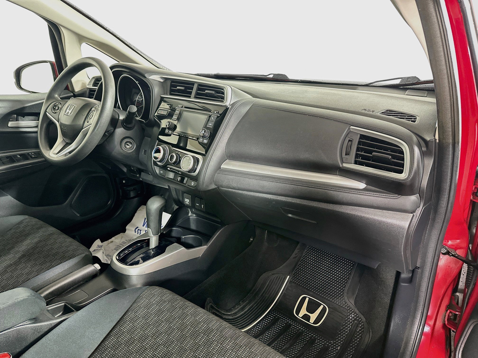 Used 2015 Honda Fit LX image 26
