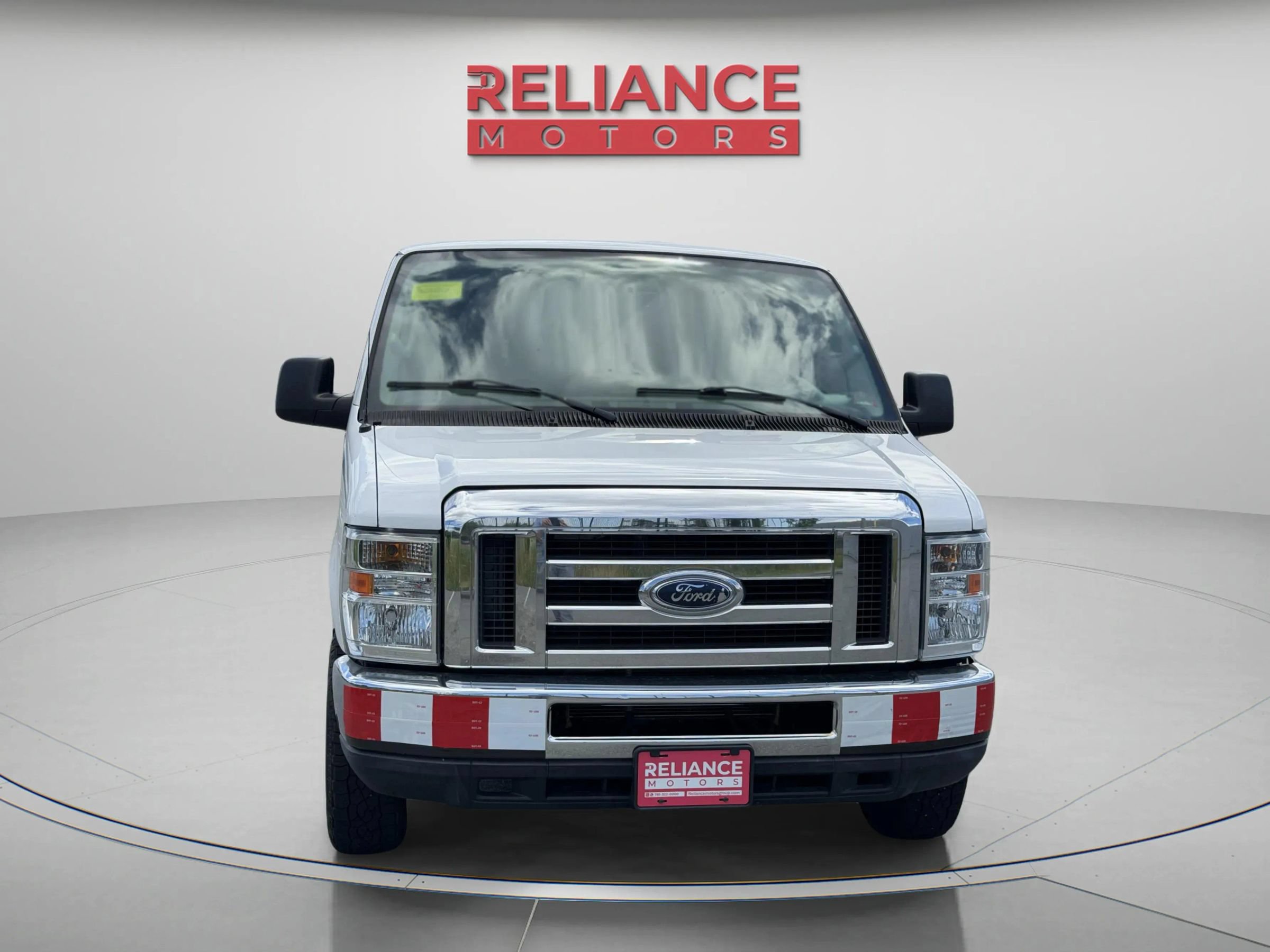 Used 2012 Ford E-350 and Econoline 350 XLT RWD image 11