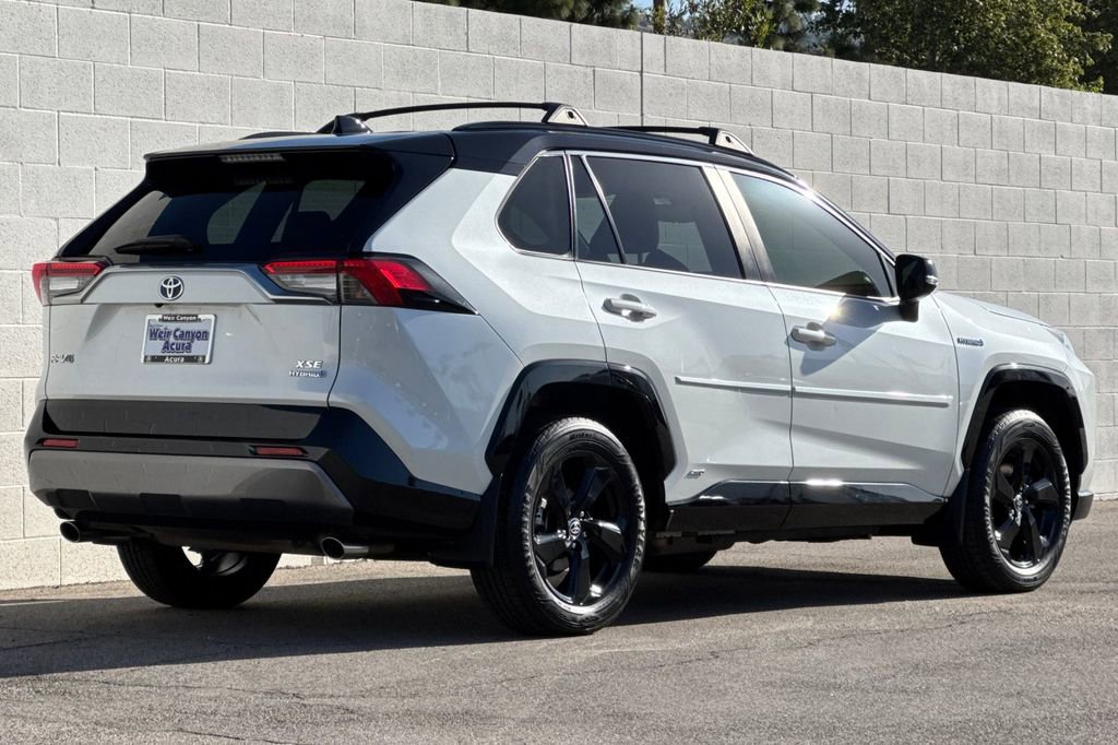 Used 2020 Toyota RAV4 XSE w/ XSE Grade Weather Package AWD/4WD image 7