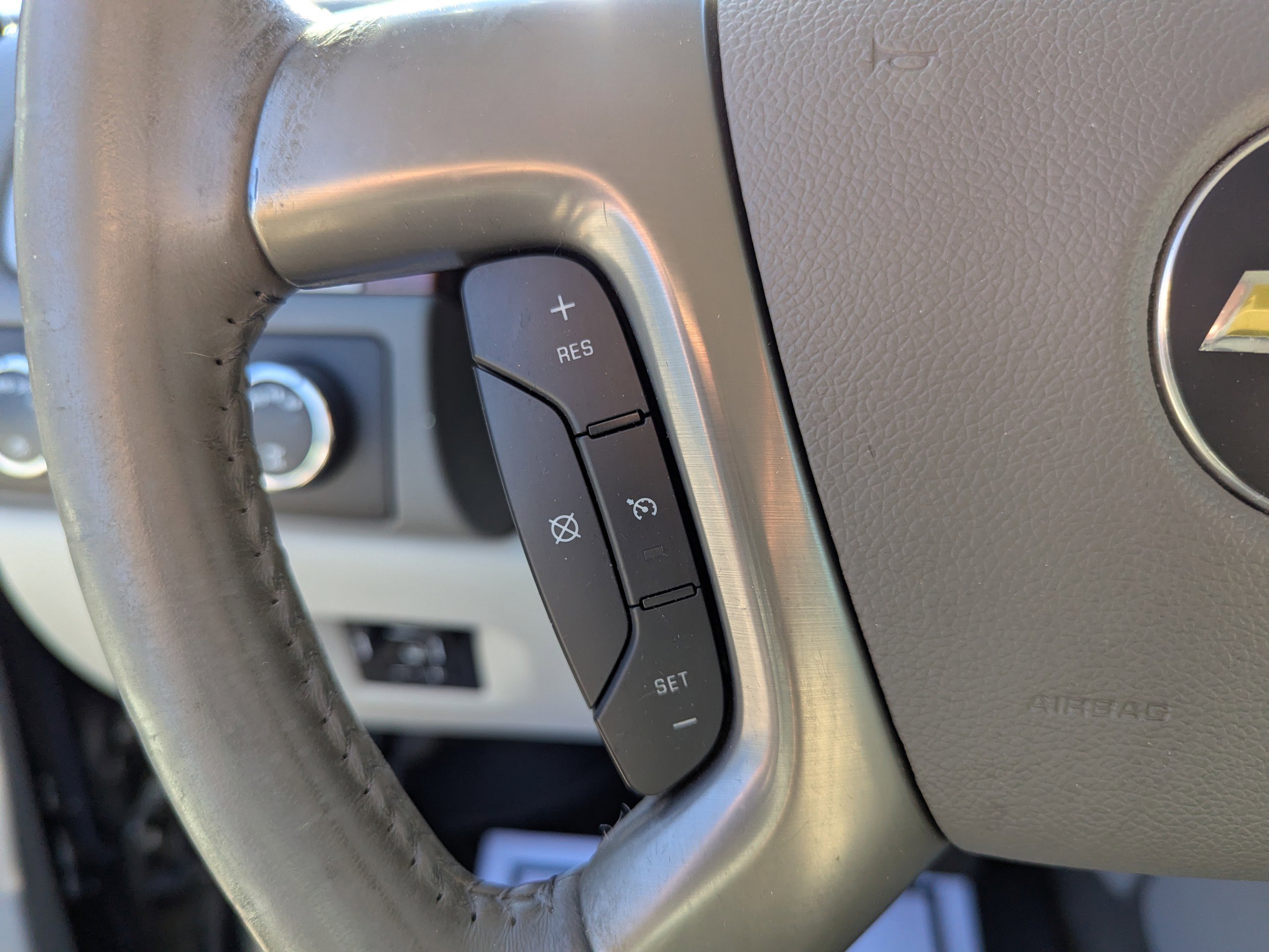 Used 2013 Chevrolet Avalanche LT w/ All-Star Edition AWD/4WD image 15