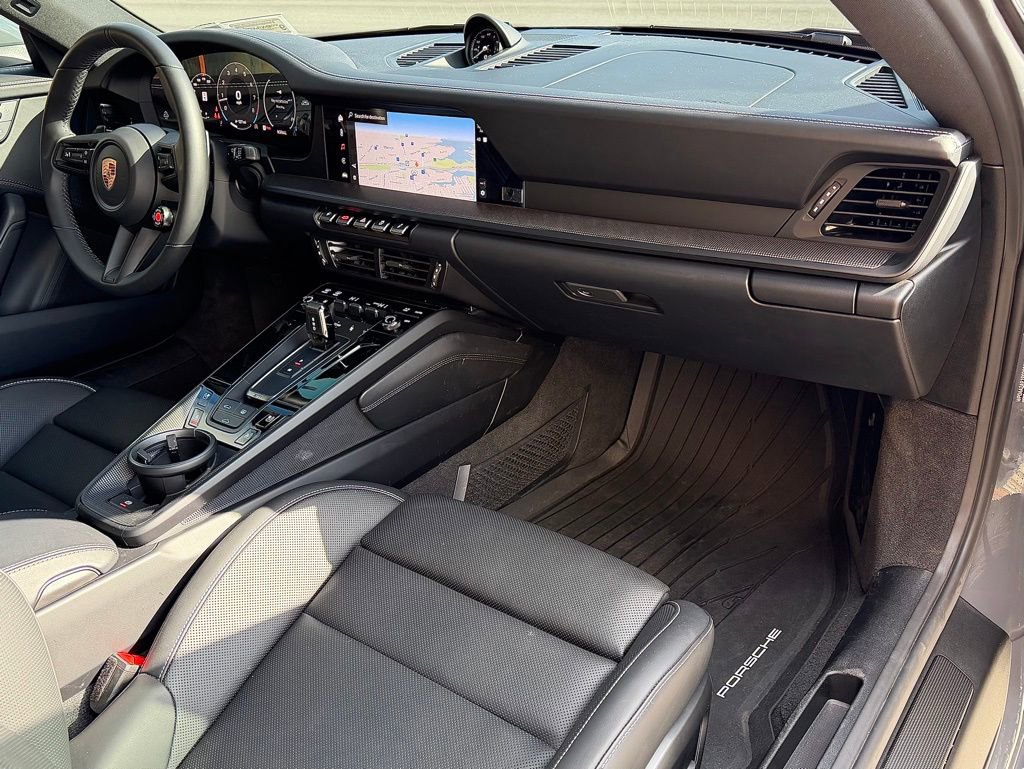 Certified 2025 Porsche 911 Carrera image 23