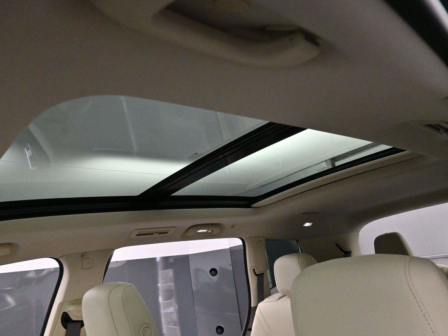 Certified 2024 Cadillac XT6 Premium Luxury image 29