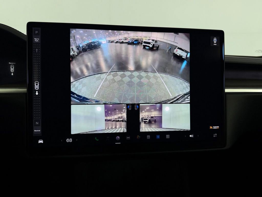 Used 2023 Tesla Model X image 32