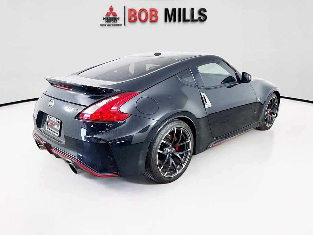 Used 2015 Nissan 370Z NISMO image 7