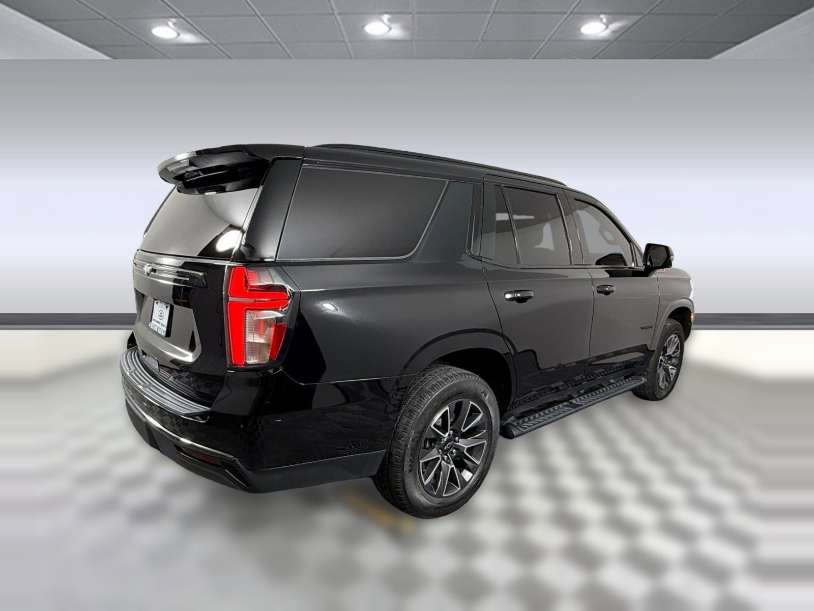 Used 2021 Chevrolet Tahoe Z71 w/ Z71 Off-Road Package AWD/4WD image 9
