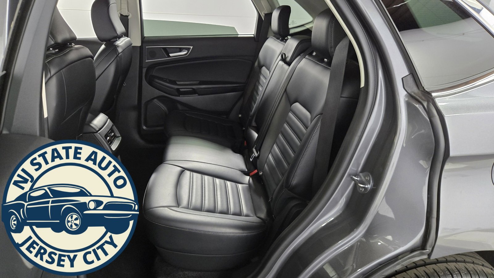 Used 2024 Ford Edge SEL image 19