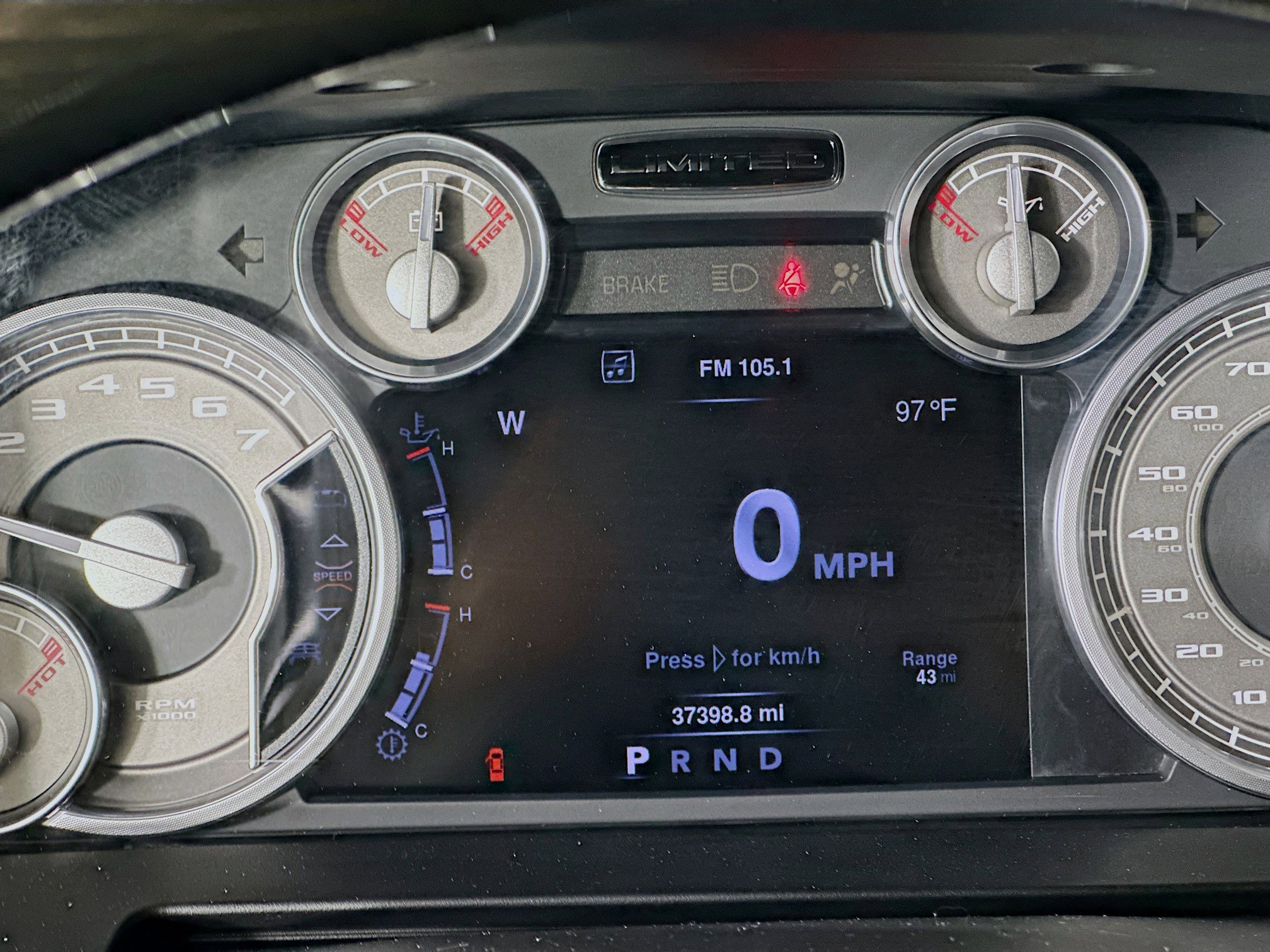 Used 2016 RAM 1500 Limited AWD/4WD image 19