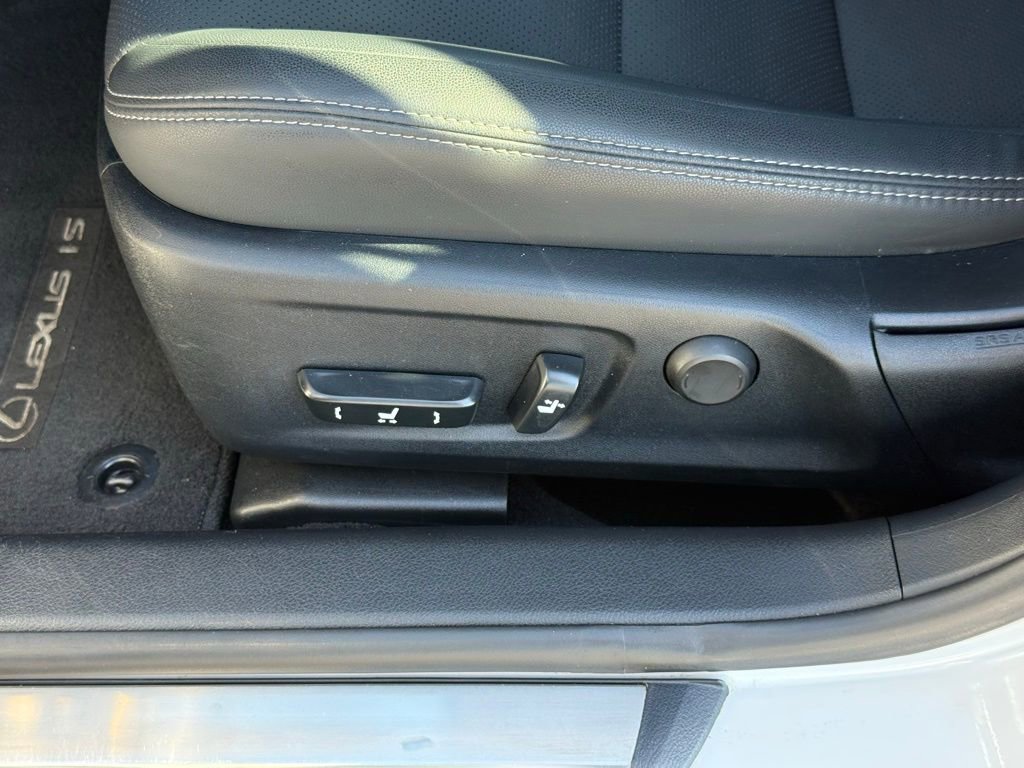 Used 2017 Lexus IS 200t w/ Navigation System Package image 15