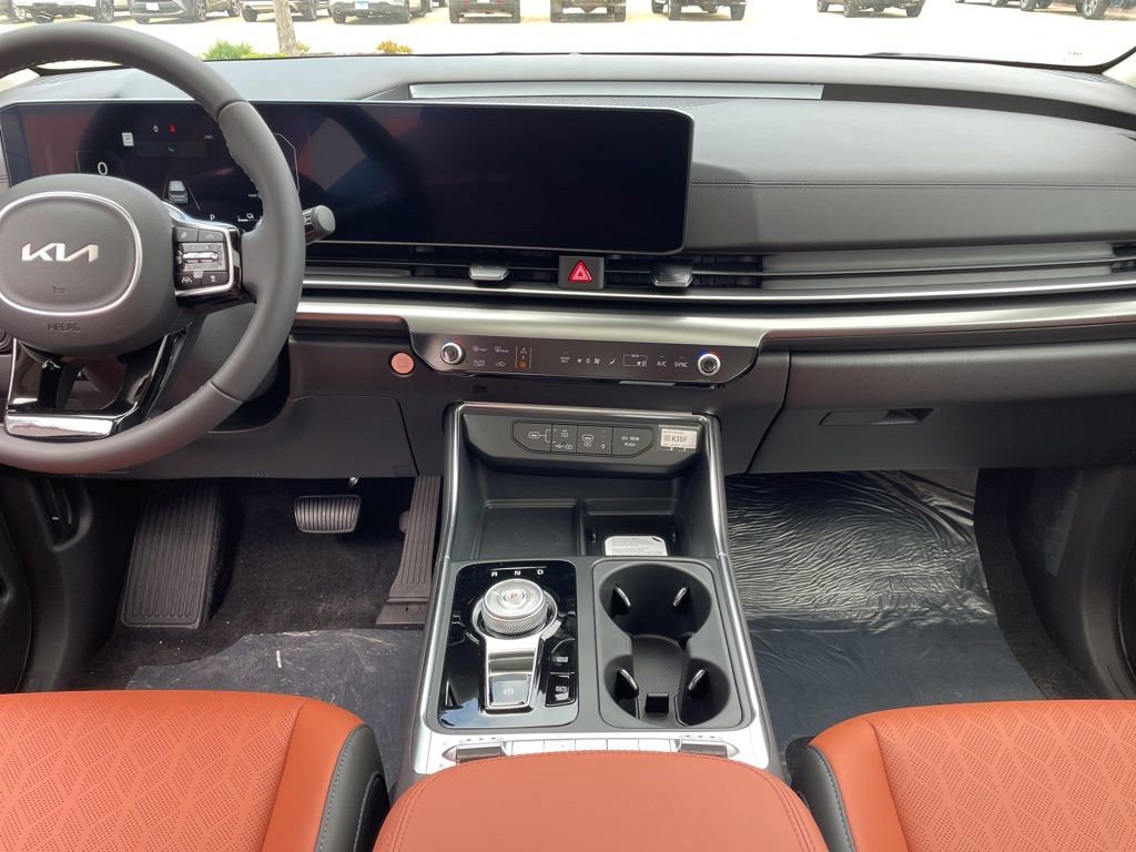 New 2026 Kia Carnival SX FWD image 12