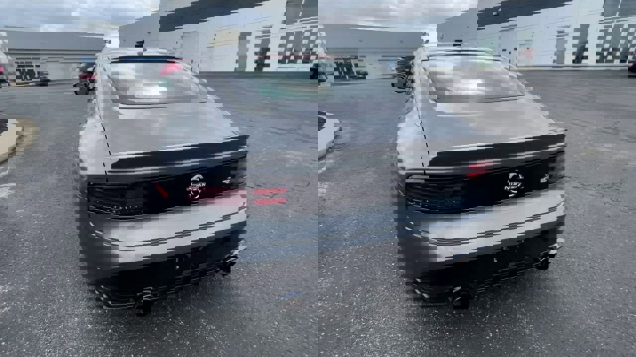 Used 2024 Nissan Z Performance w/ Floor Mat Package image 2