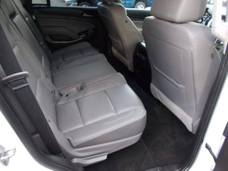 Used 2018 Chevrolet Tahoe LT w/ Luxury Package RWD image 23