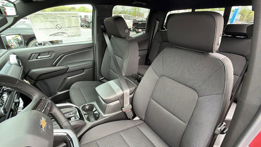 New 2026 Chevrolet Colorado LT image 14