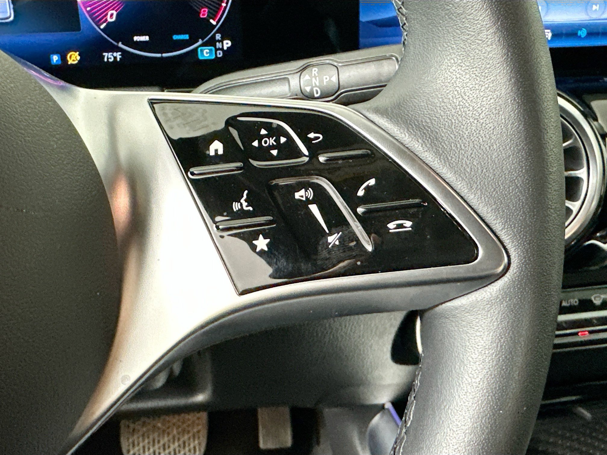 Certified 2026 Mercedes-Benz GLA 250 4MATIC image 13