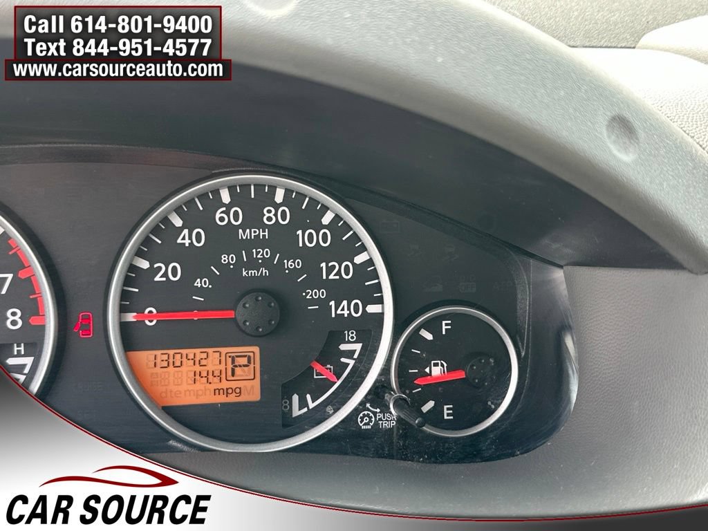 Used 2012 Nissan Frontier SL w/ Moonroof Pkg AWD/4WD image 19