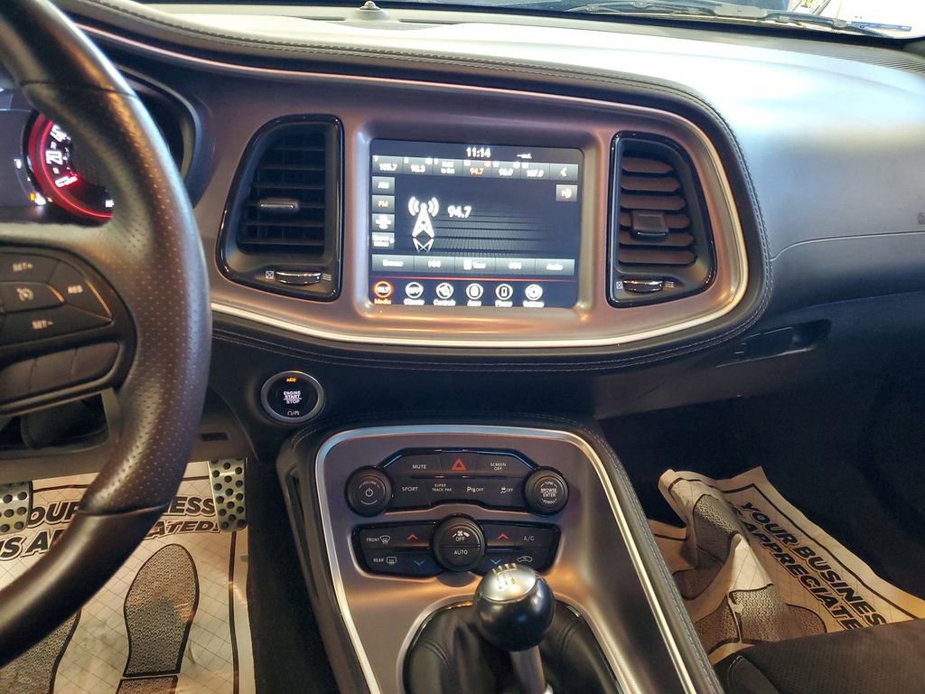 Used 2022 Dodge Challenger R/T w/ Plus Package image 26
