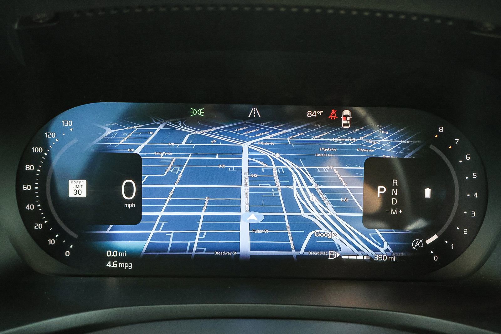 Used 2025 Volvo V60 B5 Cross Country Plus image 32