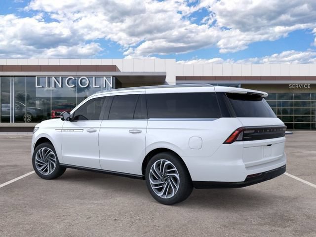 New 2025 Lincoln Navigator L Reserve AWD/4WD image 4